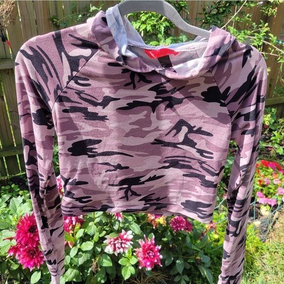Womens Camouflage Top  - Picture 1 of 9